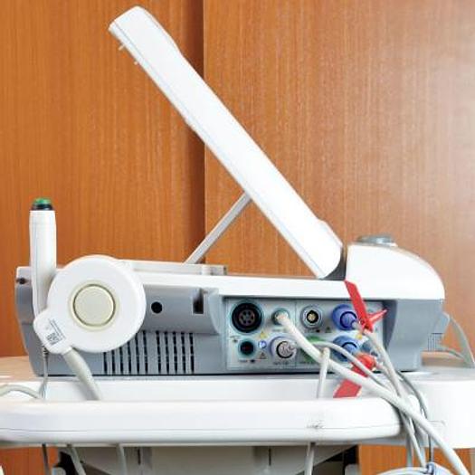 Used EDAN F9 FETAL AND MATERNAL CARDIOTOCOGRAPH