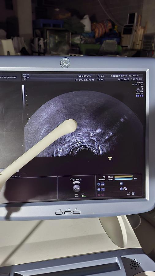 D'occasion GE VOLUSON E8 ULTRASOUND 