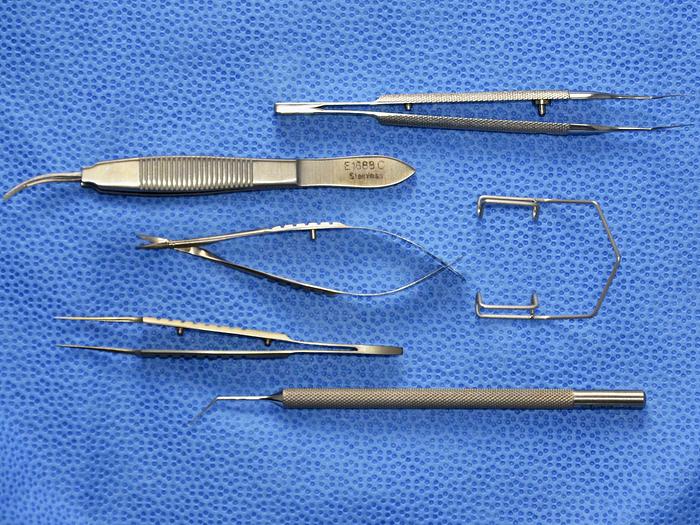 Used STORZ OPHTHALMOLOGICAL SURGERY SET