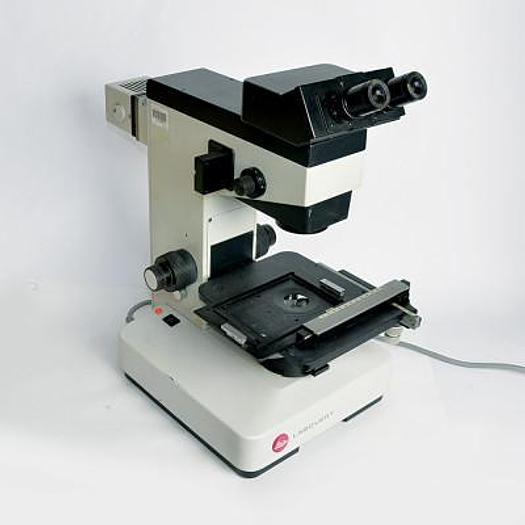 Used LEITZ INVERTED MICROSCOPE - TYPE 090-122.012
