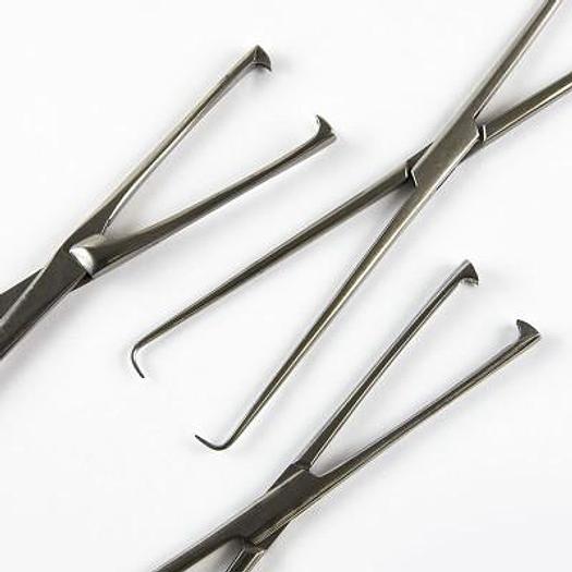 Used SET OF GYNECOLOGICAL INSTRUMENTS
