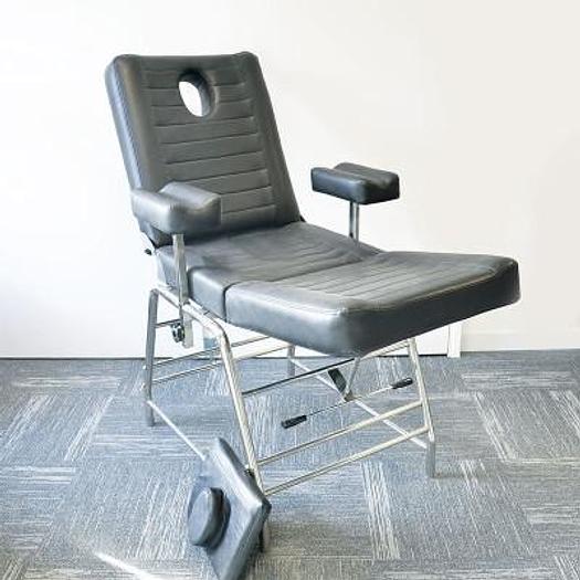 3-PANEL RECLINING SAMPLING CHAIR WITH ARMRESTS