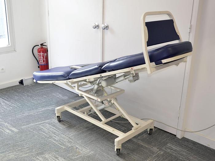 Used COMFORT 4 ECO THERAPY CHAIR