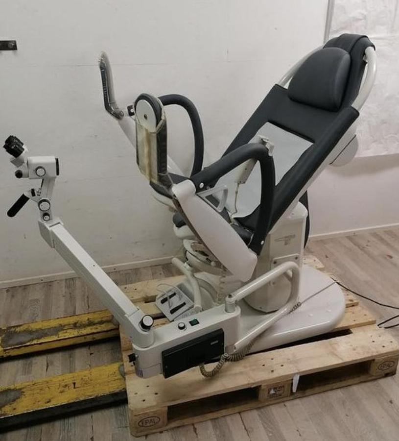 D'occasion MAQUET  GYNECO/URO CHAIR AVEC COLPOSCOPE ZEISS FC 150
