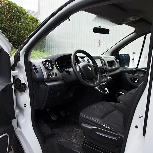 Used AMBULANCE RENAULT TRAFFIC AMENAGÉ