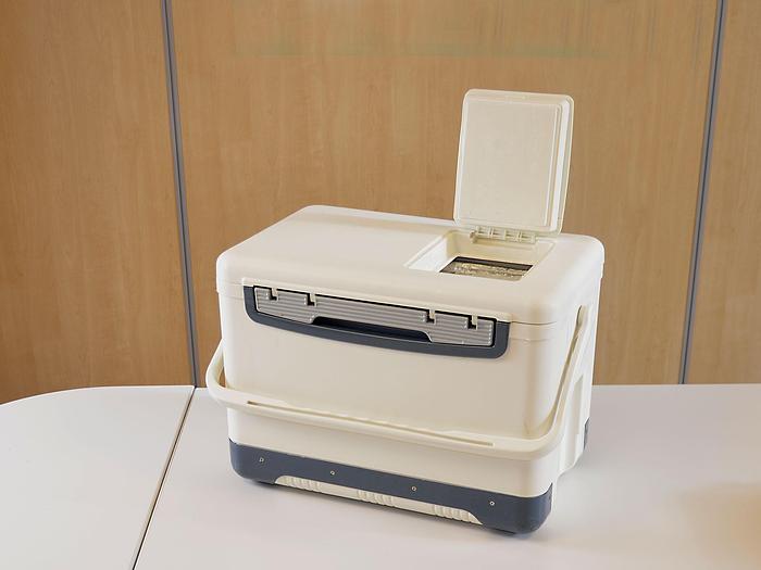 D'occasion GLACIÈRE MÉDICALE NOMAD 18 L