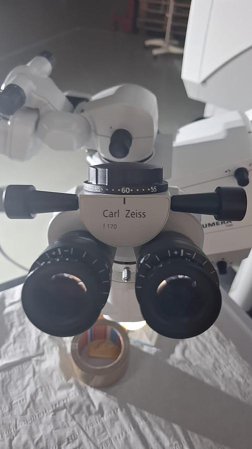 D'occasion KARL ZEISS LUMERA 700 OPERATING OPHTHALMOLOGY MICROSCOPE
