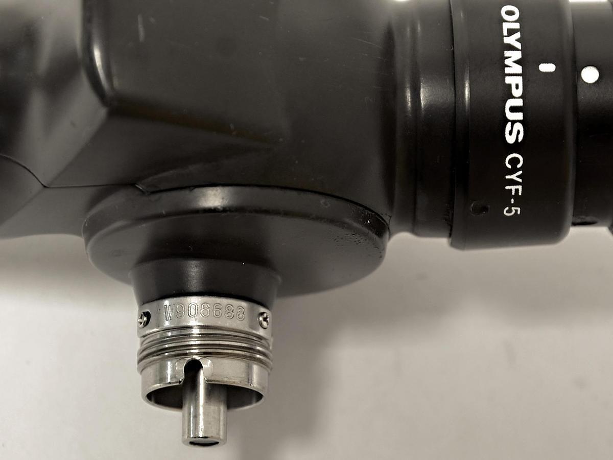 D'occasion OLYMPUS CYF 5 CYSTOSCOPE WITH ITS LIGHT CABLE
