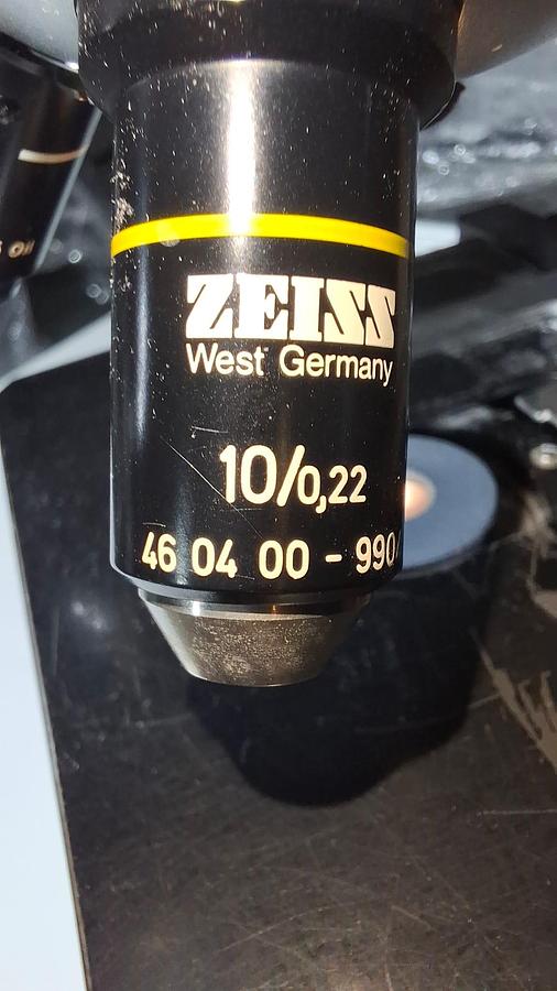 D'occasion MICROSCOPE DE LABORATOIRE ZEISS