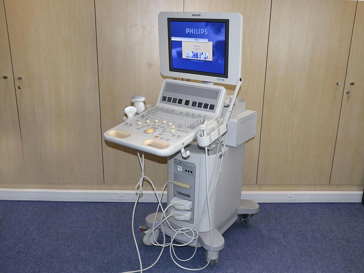 original-d-occasion-echographe-philips-hd-15-2-d-3-d-4-d-gyneco-et-radio.jpg