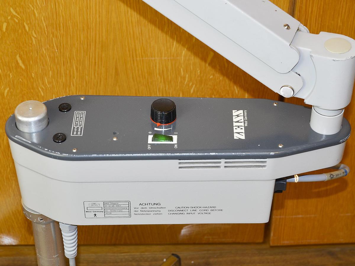 D'occasion CARL ZEISS OPMI 1-FC COLPOSCOPE