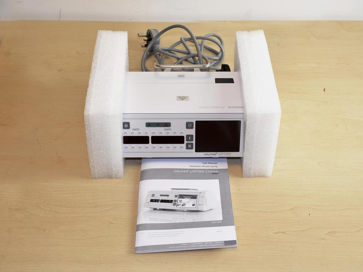 original-neuf-pompe-a-perfusion-arcomed-volumed-vp-7000-chroma-etat-neuf.JPG