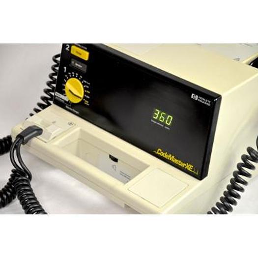 Used DEFIBRILLATOR CODEMASTER XE M1724A HEWLETT PACKARD
