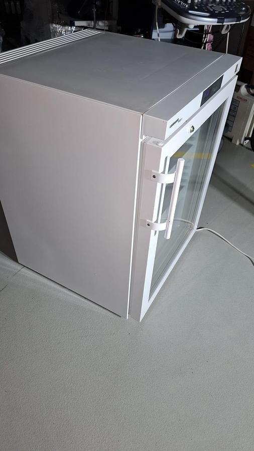 D'occasion REFRIGERATEUR MEDICAL (FRIDGE FOR DRUGS) LIEBHERR MEDILINE LKUv 1613