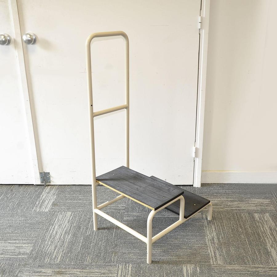 D'occasion 2-STEP PHLEBOLOGY STEP LADDER