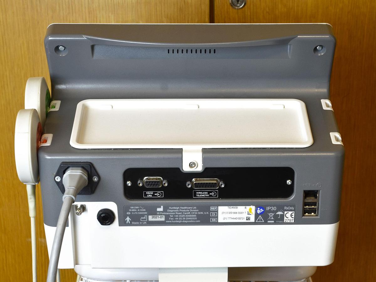 original-d-occasion-cardiotocographe-huntleigh-sonicaid-team-avec-une-sonde-cardio-et-une-sonde-toco-.JPG