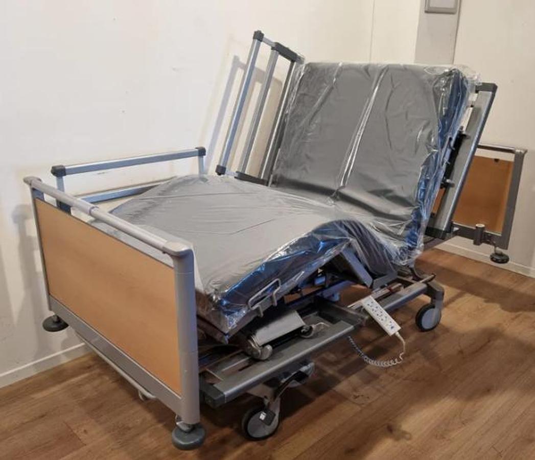 Rénové LIT HOSPITALISATION A DOMICILE, 3 SECTIONS STIEGELMEYER AVANTA