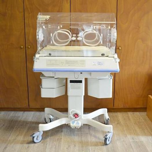 Used HILL ROM AIR-SHIELDS ISOLETTE C2000 INCUBATOR