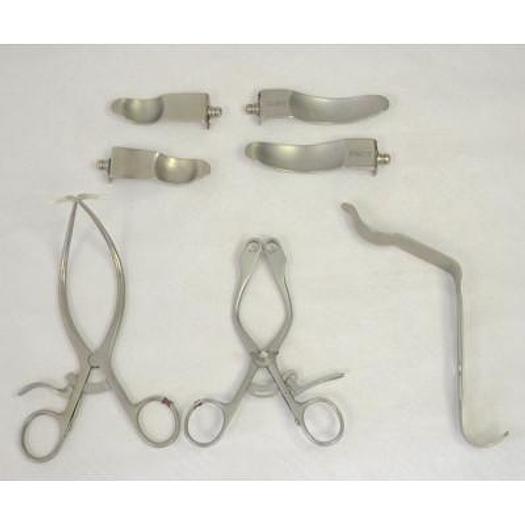 Used SET OF INSTRUMENTS FOR ANAL SURGERY
