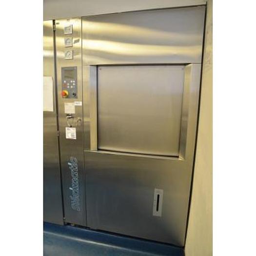 Used AUTOCLAVE SMI STERIMATIC TYPE STE8322 S/N 11876, DOUBLE DOOR 6 BASKETS,