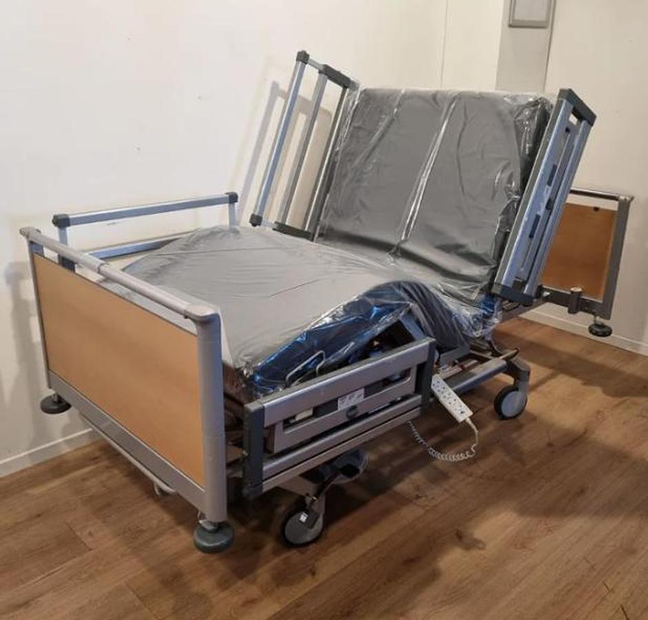Rénové LIT HOSPITALISATION A DOMICILE, 3 SECTIONS STIEGELMEYER AVANTA