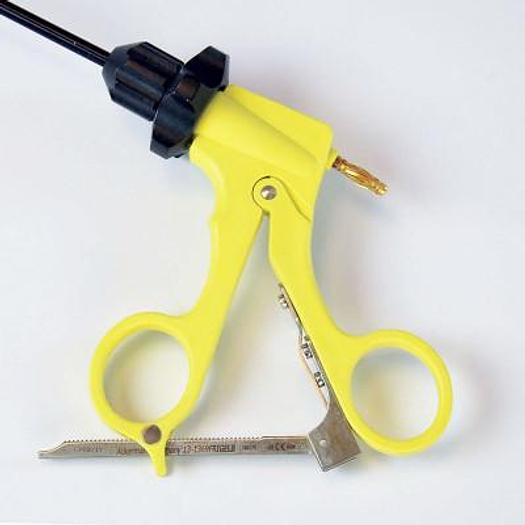 FENESTRATED GRASPING FORCEPS FOR LAPAROSCOPIC SURGERY