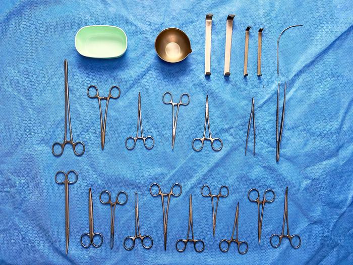 Used SET FOR SMALL UROLOGICAL SURGERY