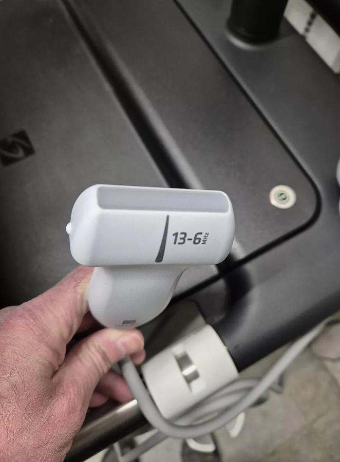 D'occasion ECHOGRAPHE SONOSITE X-PORTE AVEC SONDES CARDIAQUE, ABDOMINALE ET LINEAIRE