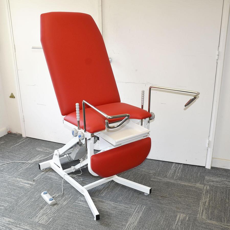 FAUTEUIL GYNÉCOLOGIQUE ÉLECTRIQUE BEAUMOND PROMOTAL