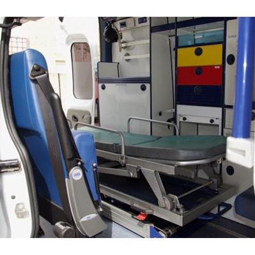 Used AMBULANCE RENAULT TRAFFIC