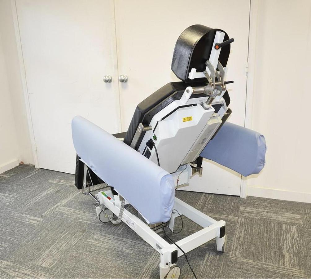 D'occasion MOBILE OPERATING TABLE FOR AMBULATORY OPHTALMOLOGY/PLASTIC/ENT/BARIATRIC SURGERY