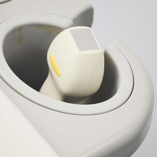 Used TOSHIBA APLIO ARTIDA 3D/4D COLOR ECHOCARDIOGRAPH, FLAT SCREEN