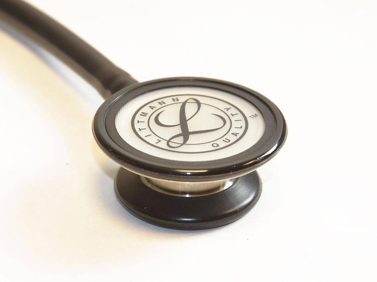 original-d-occasion-stethoscope-double-pavillon-littmann.JPG
