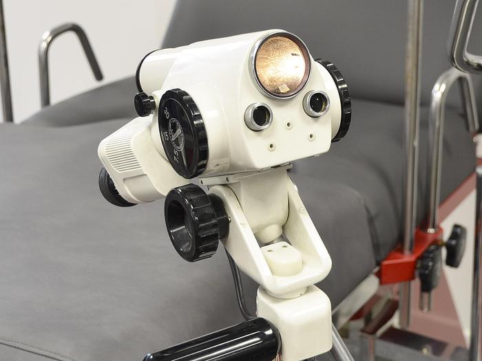 D'occasion PROMOTAL GYNECOLOGY CHAIR WITH COLPOSCOPE LEISEGANG TYPE BG