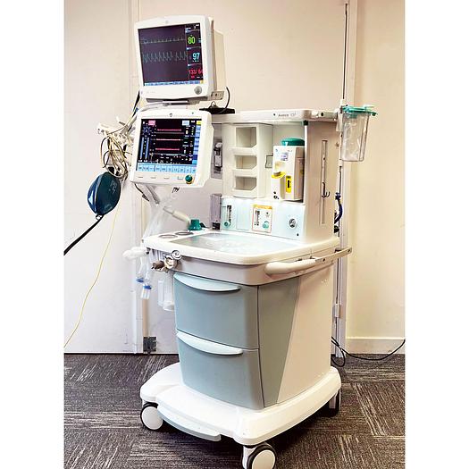 Used GENERAL ELECTRIC ADVANCE CS2 ANESTHESIA RESPIRATOR with MONITORING ANESTHESIA CARESCAPE