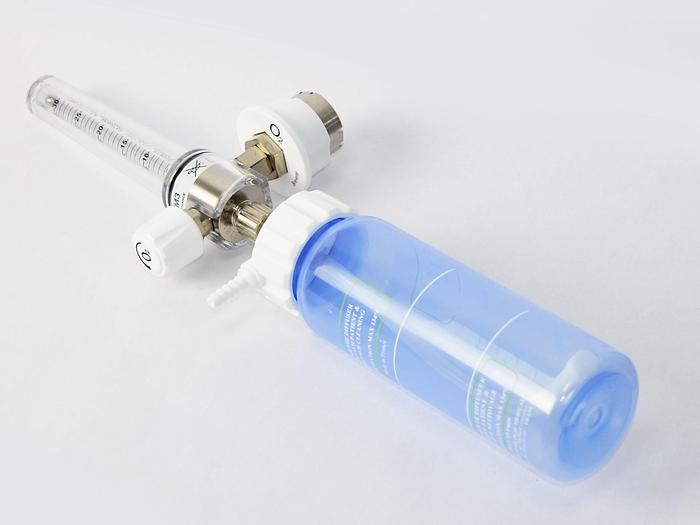 Used WALL OXYGEN BUBBLE WITH HUMIDIFIER