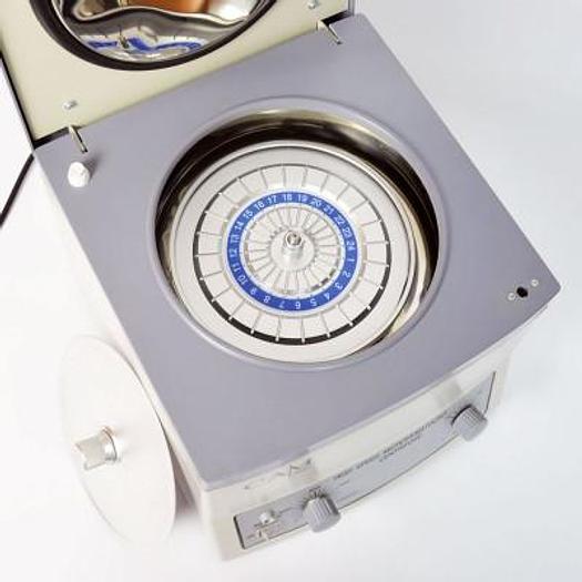 TABLETOP MICRO HEMATOCRIT CENTRIFUGE