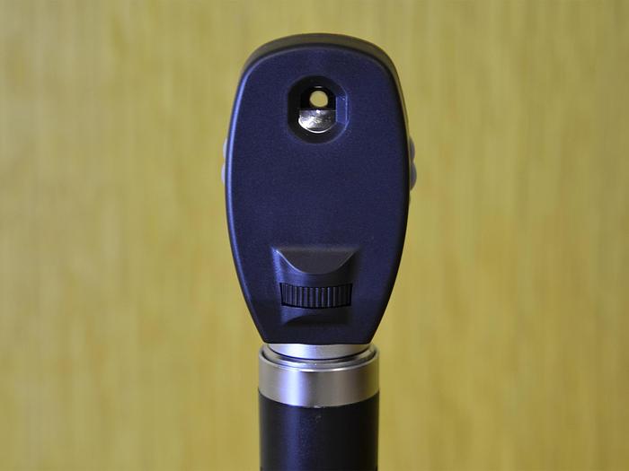 original-neuf-otoscope-neuf.JPG