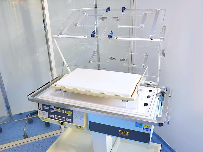 Used BIOMS INCUBATOR MODEL C2520