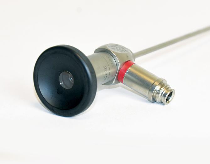 original-d-occasion-kit-d-hysteroscopie-storz-avec-cable-de-lumiere.JPG