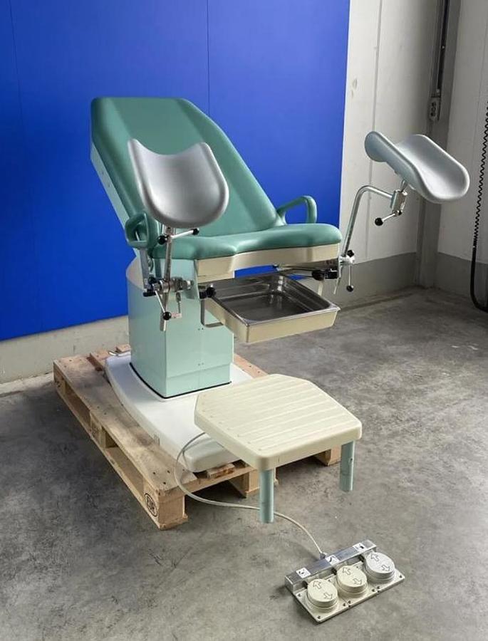 D'occasion CAISE GYNECOLOGIQUE SCHMITZ modele MEDI-MATIC 115.515