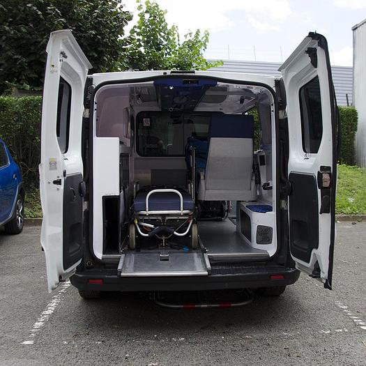 Used AMBULANCE RENAULT TRAFFIC AMENAGÉ