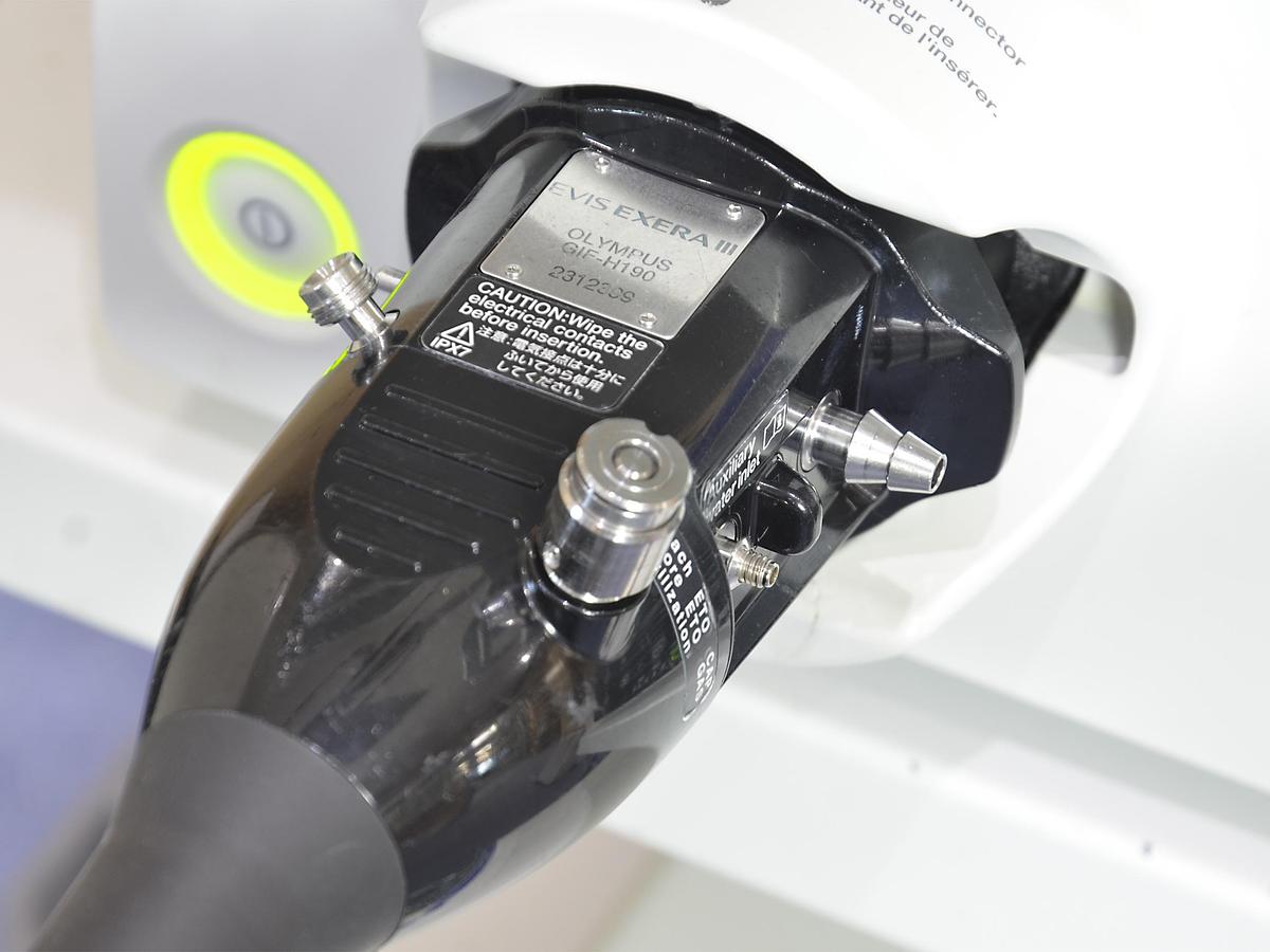 D'occasion OLYMPUS EXERA III CV190 VIDEO COLUMN WITH 2 ENDOSCOPES