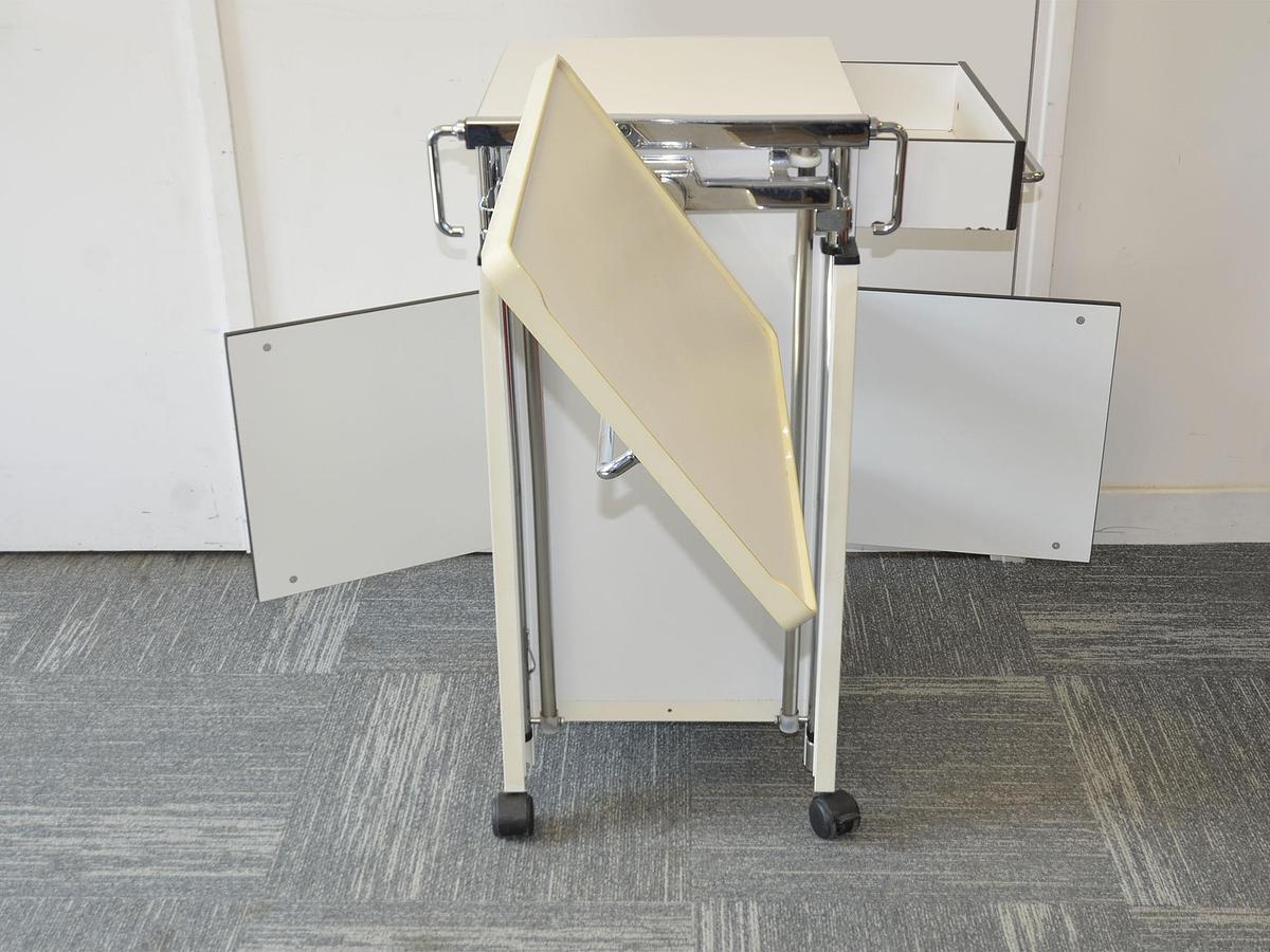 D'occasion BEDSIDE TABLE WITH STIEGELMEYER TOP