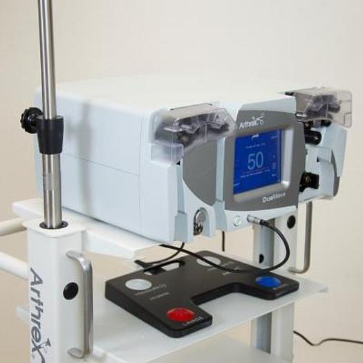 Used ARTHREX DUALWAVE DOUBLE ARTHROSCOPY PUMP WITH PEDALS, ON CART