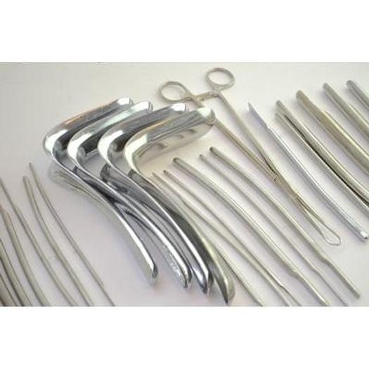 Used GYNECO SPARK PLUGS AND VALVES IN A BOX