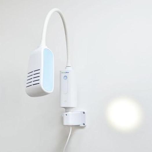 WELLCH ALLYN GS300 LED EXAMINATION LAMP ON WHEELED STAND