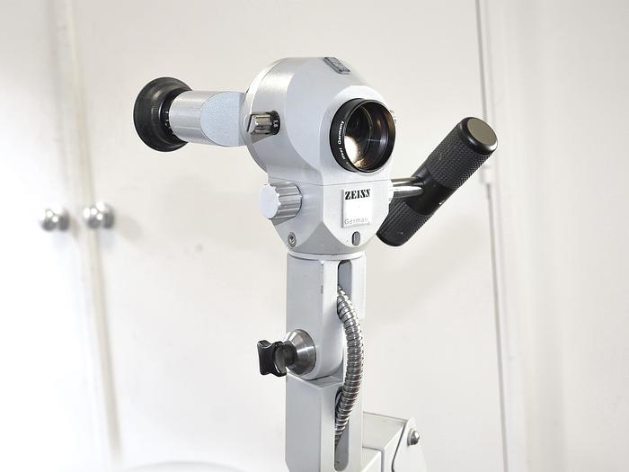 original-d-occasion-table-d-examen-gyneco-avec-colposcope-zeiss-opmi-99.JPG