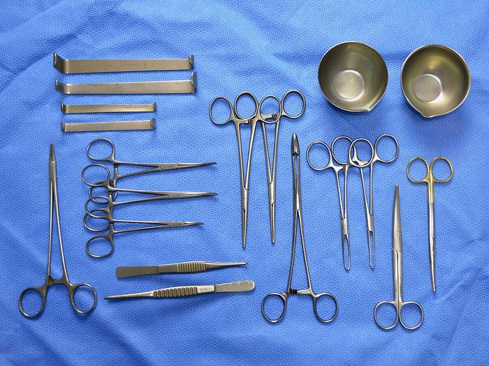 Used SET FOR SMALL UROLOGICAL SURGERY