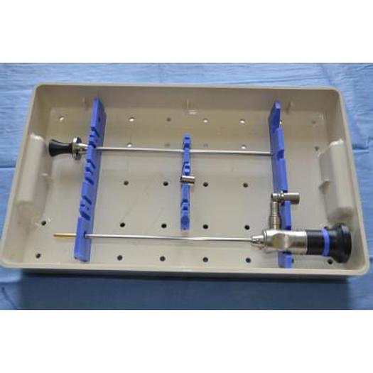 OLYMPUS OPTICAL BOX 30degr WITH CHIMNEY AND MANDRIN, IN AUTOCLIC BOX.